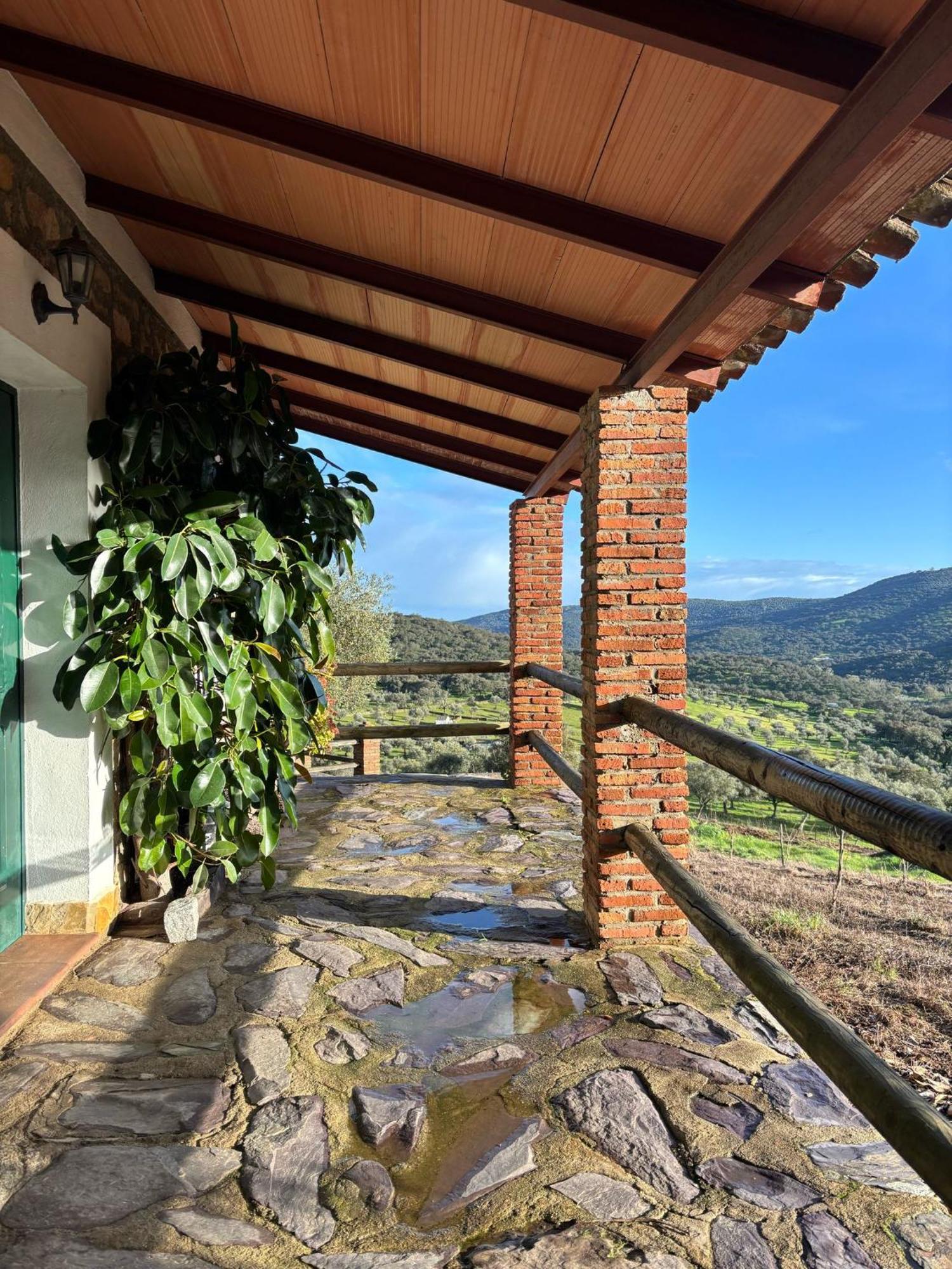 Casas Rurales Los Llanos Fuentes de León Екстериор снимка
